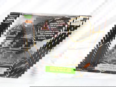 LOT OF 2 LEMAX SPOOKY TOWN Coffee Venu/Wax House