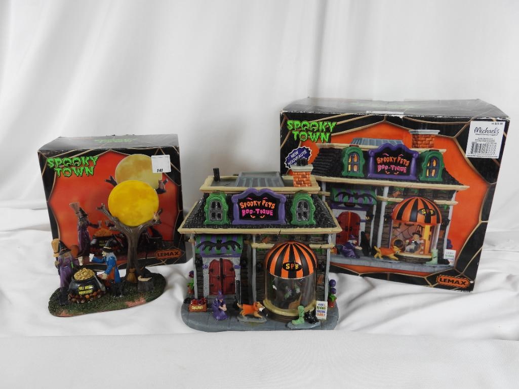 LOT OF 2 LEMAX SPOOKY TOWN: Witches/Pet Shop (1 of 11)