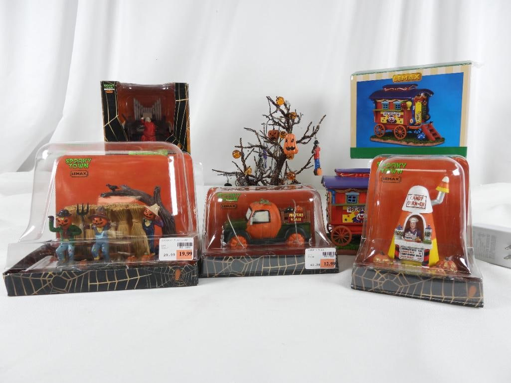 LOT OF 6 LEMAX SPOOKY TOWN: Carnival/Haunted: LOT OF 5 LEMAX SPOOKY TOWN + 1 in original packaging: Decorated Halloween Tree displays various ornaments such as Frankenstein, pumpkins and ghosts which are accented by pumpkins which light up from a
