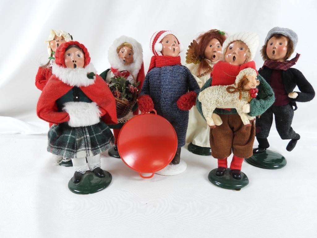 LOT OF 7 BYERS CHOICE Carolers, signed, Ltd. Ed. (1 of 20)