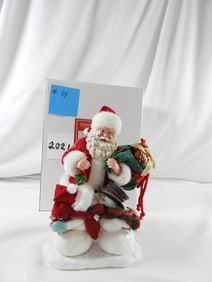 Dept. 56 POSSIBLE DREAMS Clothtique Christmas Santa NIB