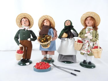 LOT OF 4 BYERS CHOICE CAROLERS: BYERS SIGNED