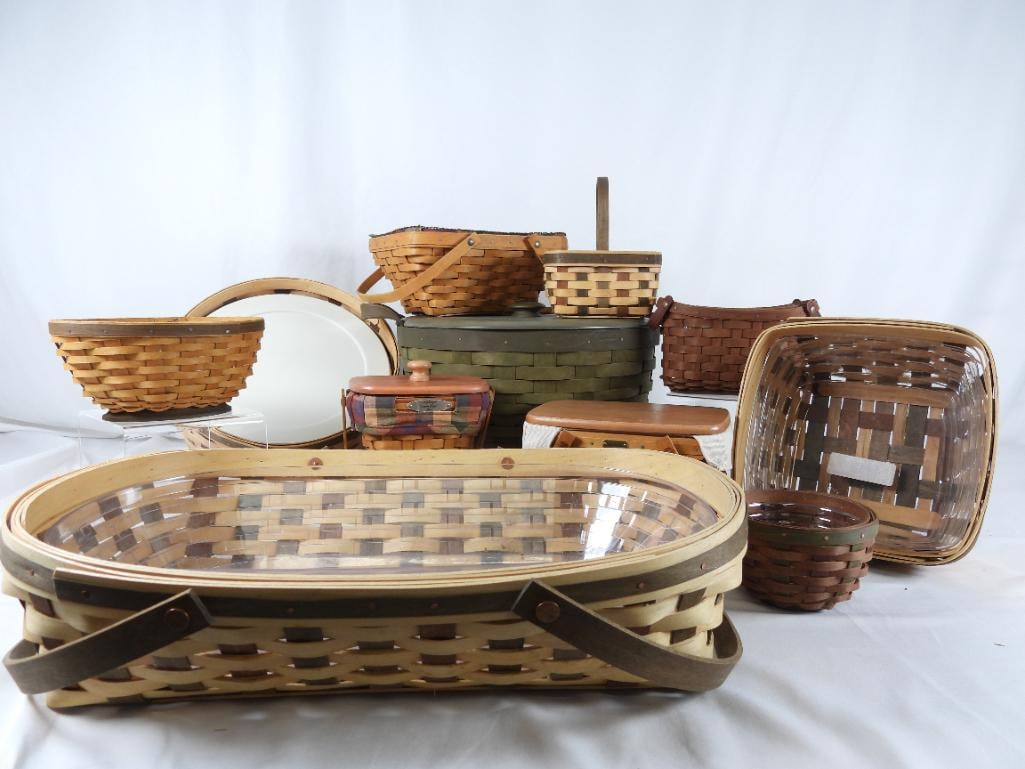 LOT OF 11 LONGABERGER Baskets, INITIALED/DATED: LOT OF 11 LONGABERGER Baskets, INITIALED/DATED: 2006 JOURNAL, protector,7"Lx4.5"x4.5"T; 2006 DRESDEN with plaid liner, protector, lid, 6"Lx4"Wx6.5"T; 2006 WOVEN MEMORIES, plaid liner, protector, TRADI