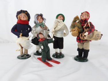 LOT OF 5 BYERS CHOICE CAROLERS BYERS SIGNED WINTER