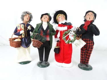 LOT OF 4 BYERS CHOICE CAROLERS BYERS SIGNED XMAS
