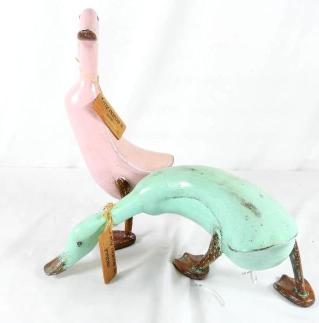 LOT OF 2 HAND PAINTED WOOD DUCKS May be Smith & Hawkins: The pink duck has a wood tag that reads my name is sam, The green ducks tag reads my name is jasper. These may be Smith and Hawkins. There are no markings or makers signatures. Measure: 16" each.