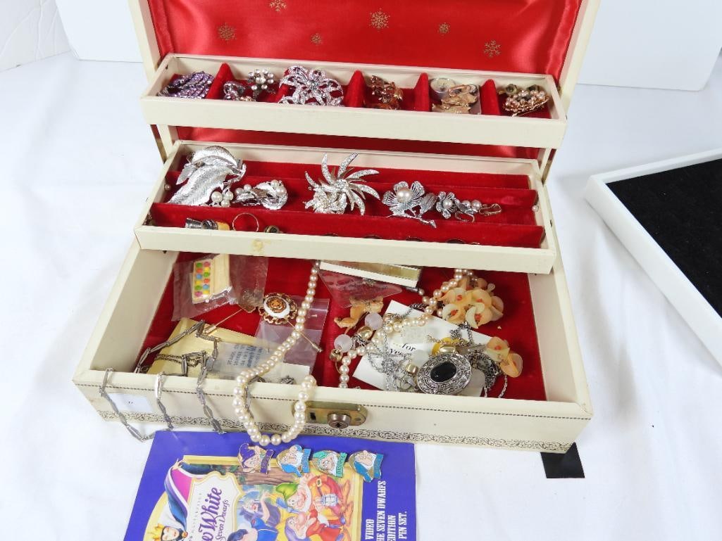 Large jewelry box filled with Vintage Jewelry: Large collection of vintage jewelry some signed.
