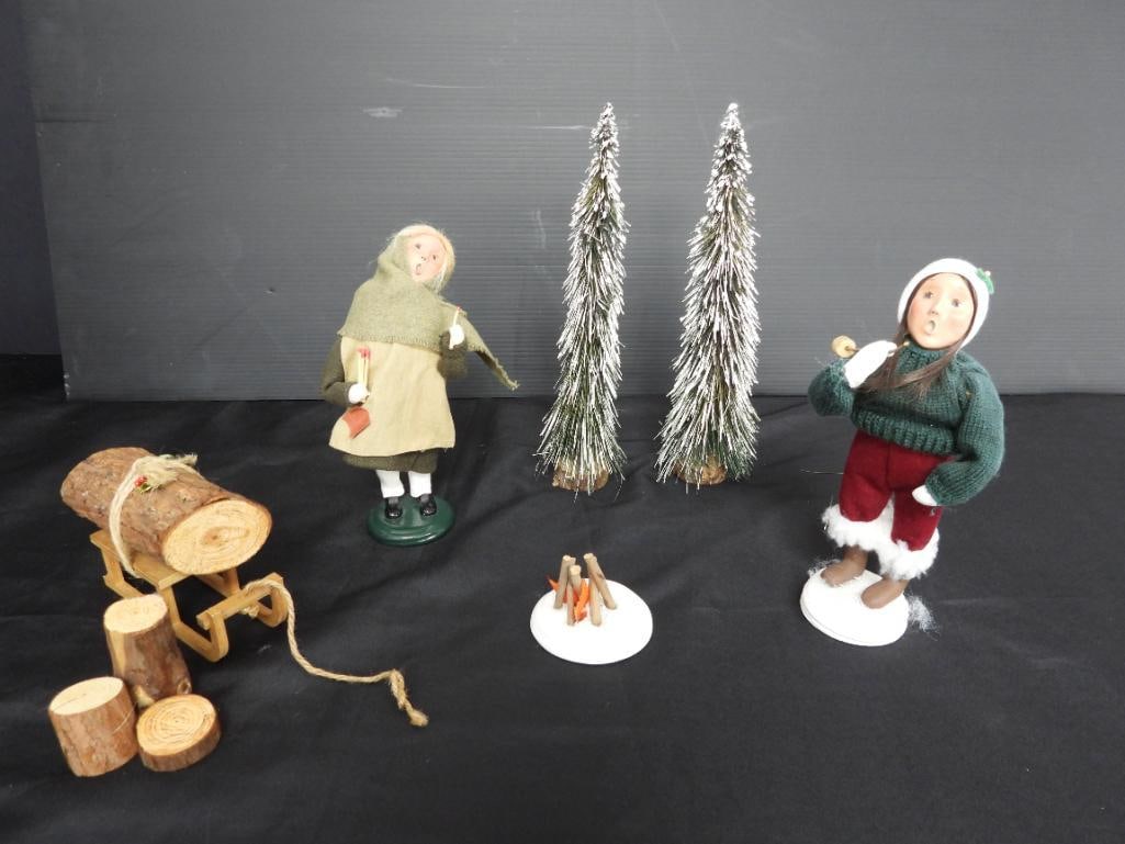 LOT OF 9 BYERS CHOICE CAROLERS CAMPFIRE (1 of 5)