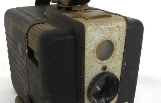 VINTAGE KODAK CAMERA - 3