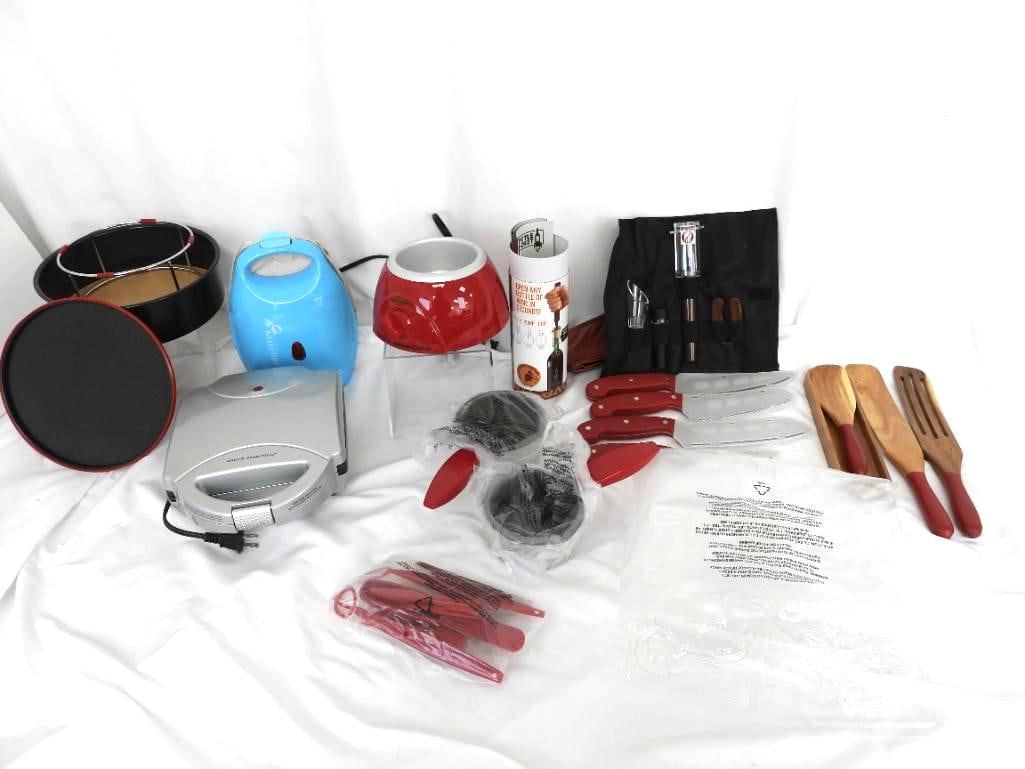 POSSIBLE DREAMS CLOTHTIQUE The Gifts of Christmas (1 of 7)