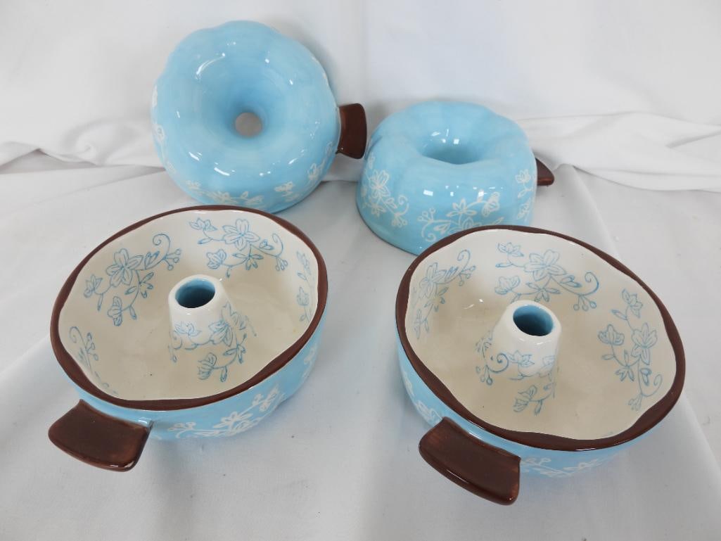 LOT OF 5 BYERS CHOICE CAROLERS, EASTER, SIGNED: LOT OF 5 BYERS CHOICE CAROLERS, EASTER: 2022 EASTER WOMAN Caroler, wearing purple and white dress with chocolate bunny in basket, BYERS SIGNED, 5"Lx4"Wx13"T; 2004 girl caroler holding lamb with blue b