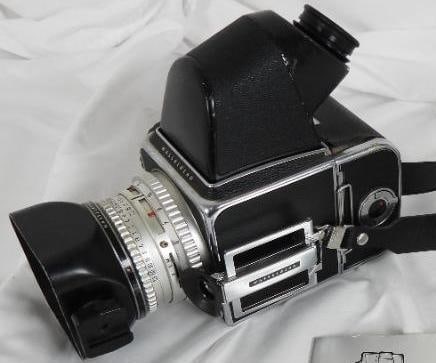 VINTAGE HASSELBLAD 500C/M CAMERA - 2