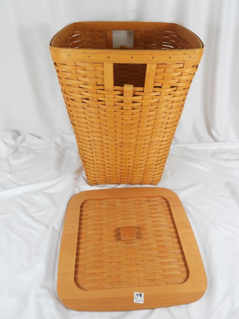 LONGABERGER hostess large hamper 11362: Includes Hamper and Woodcraft lid.