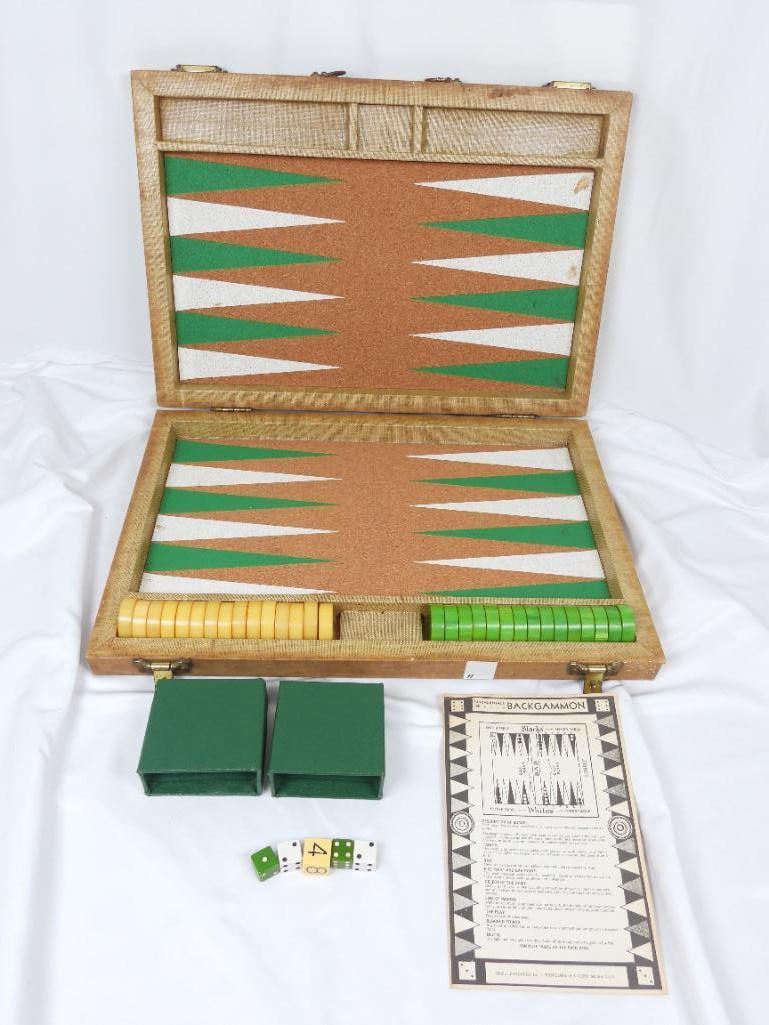 VINTAGE CRISLOID BACKGAMMON SET COMPLETE (1 of 5)