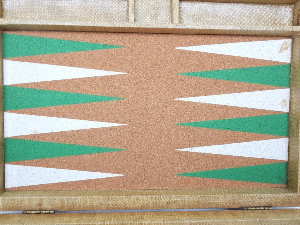 VINTAGE CRISLOID BACKGAMMON SET COMPLETE - 5