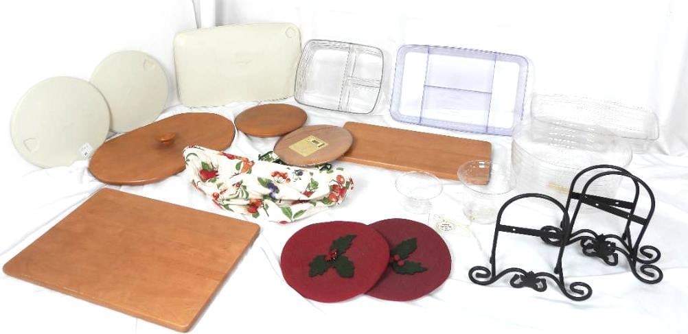LOT OF 19 LONGABERGER MISC ACCESSORIES (1 of 1)