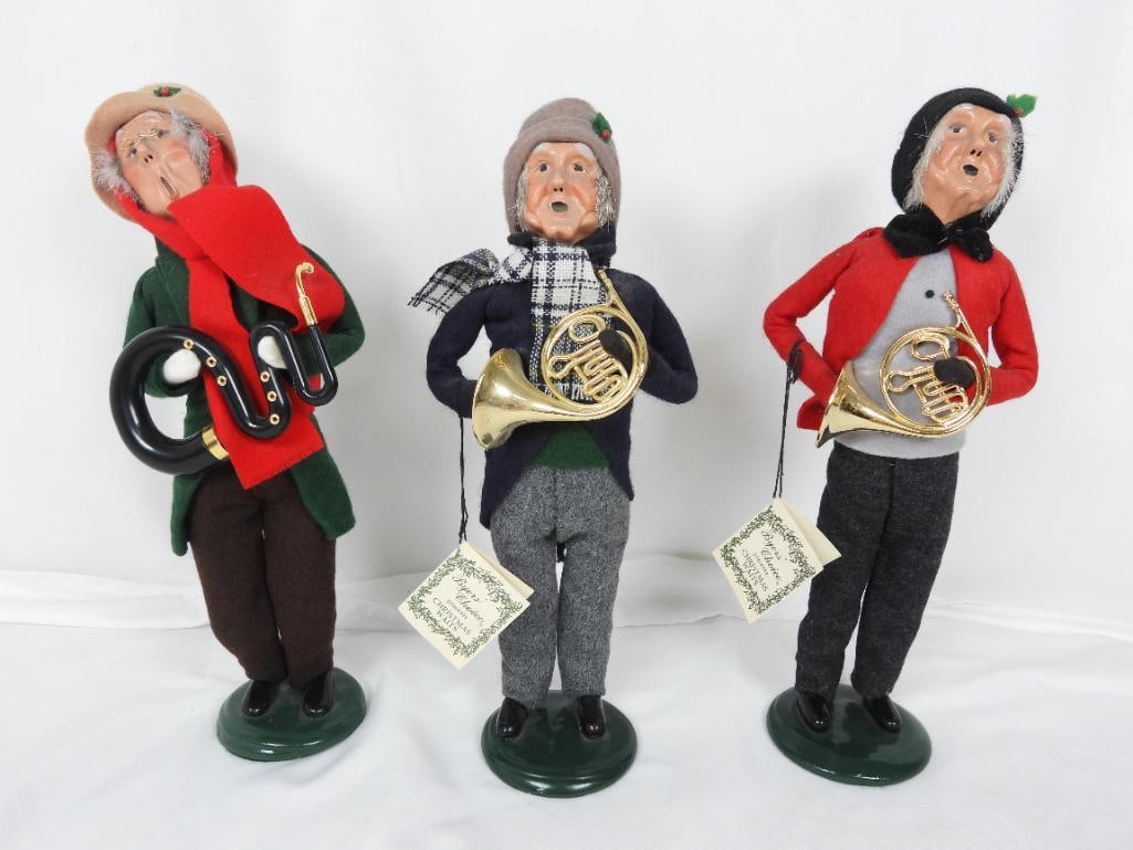 LOT OF 3 BYERS CHOICE CAROLERS LIMITED EDITIONS: LOT OF 3 COLLECTABLE BYERS CHOICE CAROLERS BYERS SIGNED CRISTMAS WAITS: 2 Carolers Holding French horns part of the "Christmas Waits" series 1992 66/100 and 74/100 L5"xW3"xH13"; 1 Caroler holding a "S