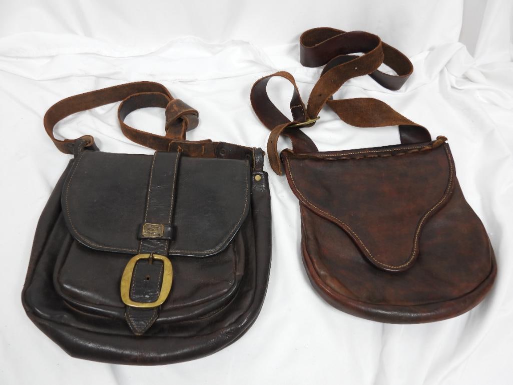 LOT OF 2 VINTAGE LEATHER BROWNING SADDLE BAGS (1 of 7)