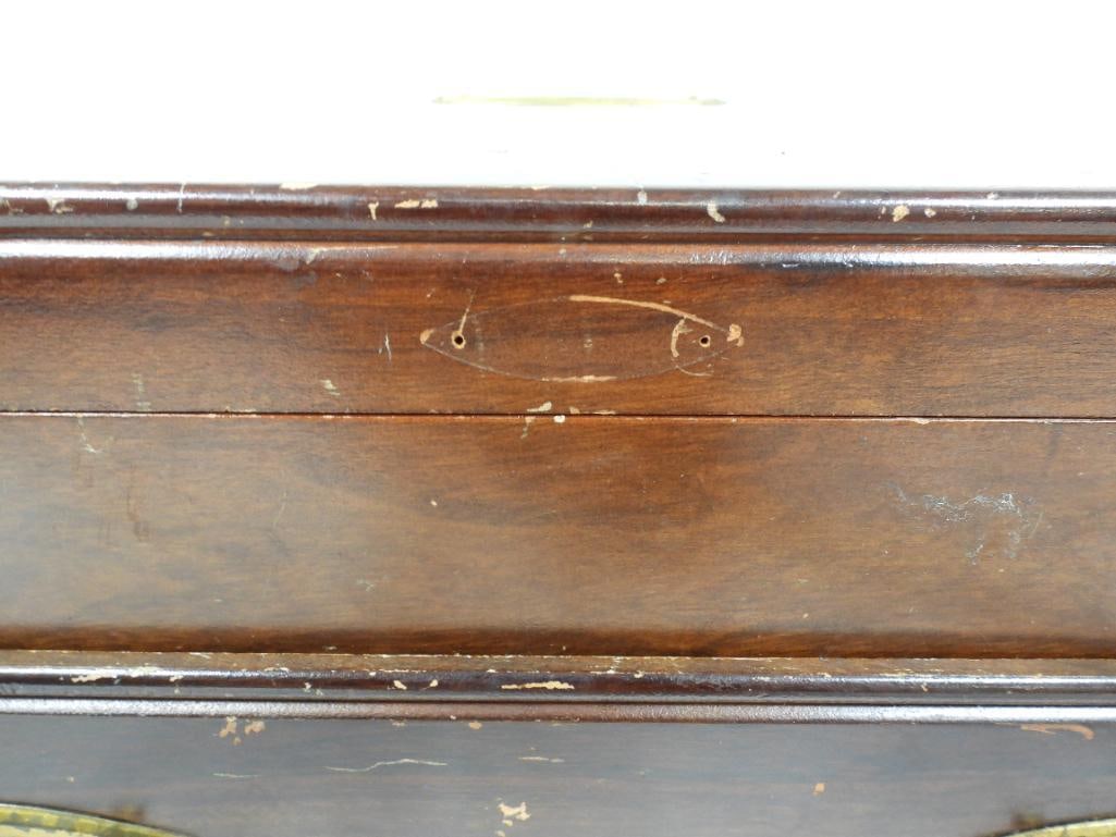 W.M. Rogers Treasure Pattern Silverware Set in Storage Box - 7