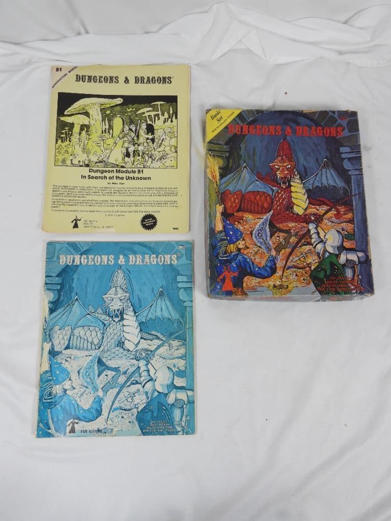 Lot of 6 Vintage Wizards & Warriors Figurine Full Sets, Vintage Dungeons & Dragons books c;. 1978 - 6