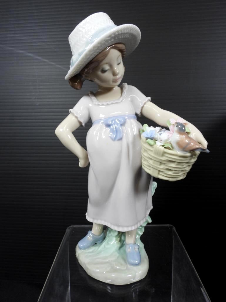 LLADRO "YOU'RE SO CUTE" Girl with flowers and bird Porcelain Figurine In original box (1 of 6)