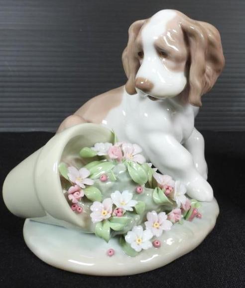 LLADRO "It Wasn't Me" Collectors Society Porcelain Dog & Flowers Figurine In original box (1 of 6)