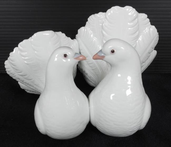 LLADRO Porcelain COUPLE OF DOVES Animal figurine of 2 pigeons joined (1 of 4)