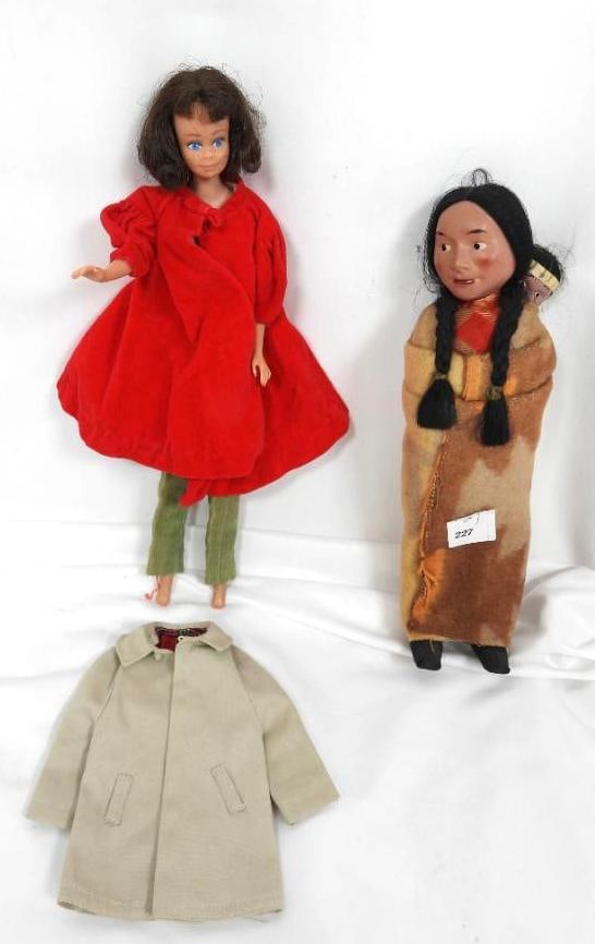 Lot of 2 Vintage Dolls Native American and Barbie Midge Doll with clothes (1 of 5)