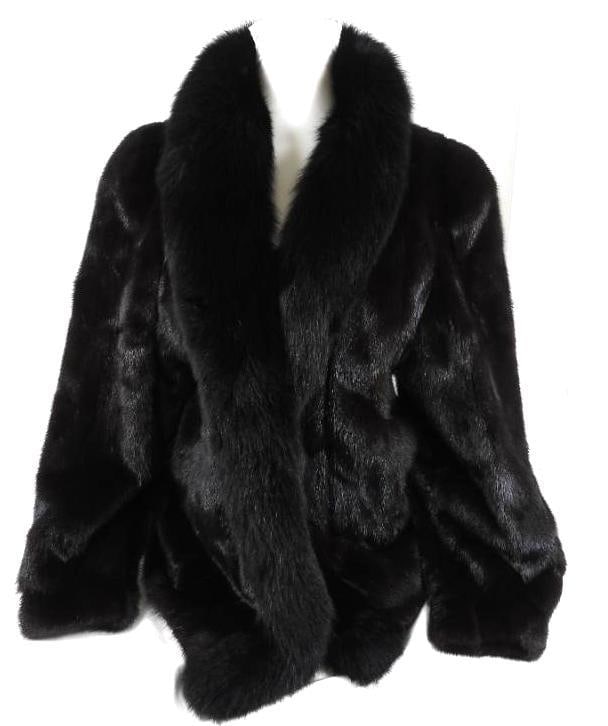 Lot of 2 Women's natural fur coats 1 mink, 1 wool with fox fur collar & cuffs. (1 of 14)