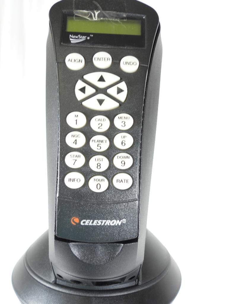 CELESTRON NexStar 5SE computerized telescope with stand - 11