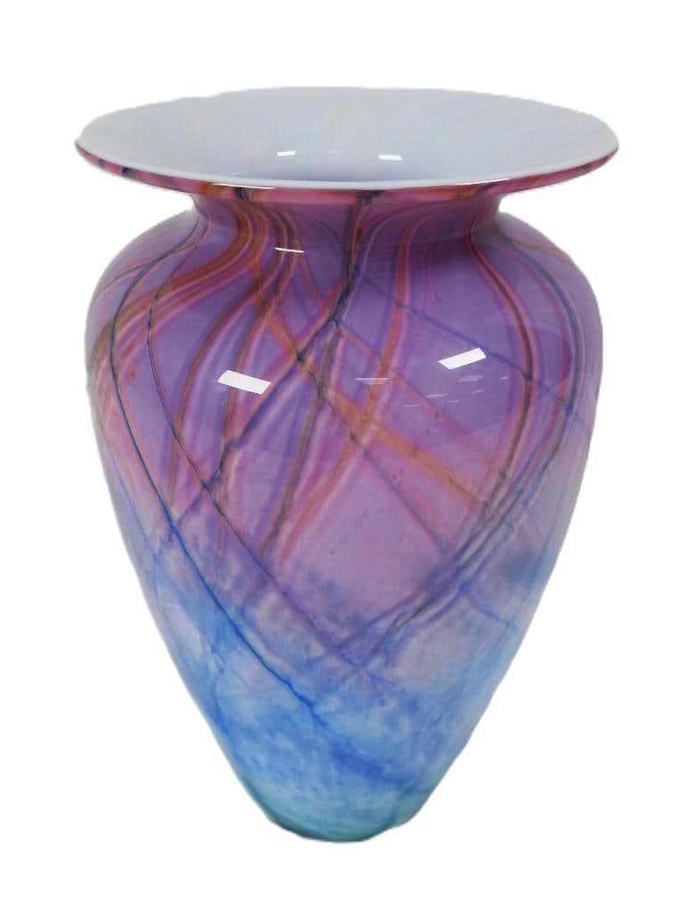 Vintage Italian style vase possibly Murano: Possible Murano style art glass 11" in height with speckled orange "Strawberry" pattern