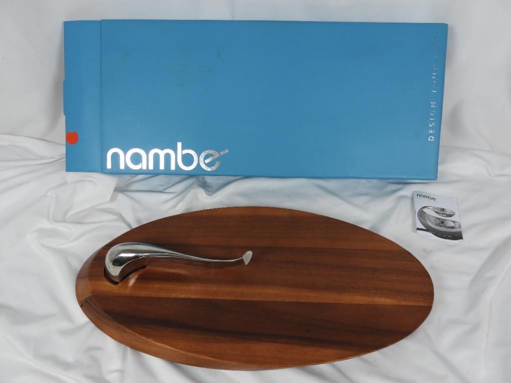 Nambe "Swoop Cheese Board" with knife (1 of 4)