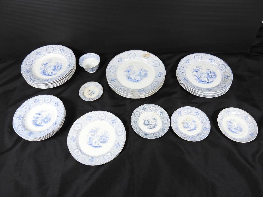 Lot of 26 Antique John Wedgwood Plates (1 of 12)