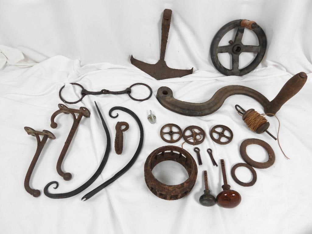 Lot of 21 Cast iron Tools/Machine Parts (1 of 5)