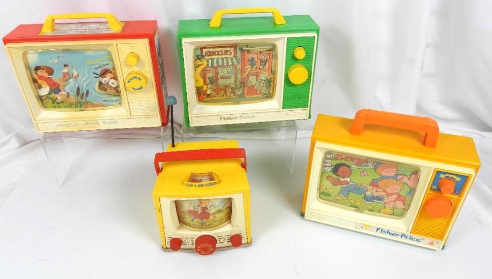Lot of 4 Vintage Fisher Price Toy Wind up Televisions (1 of 5)