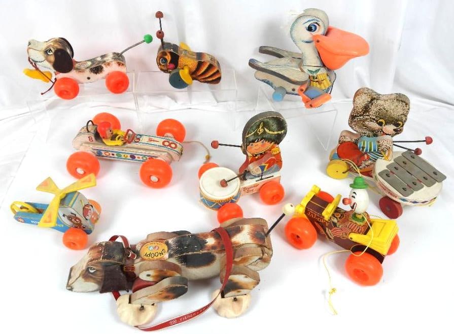 Lot of Vintage 1960's Fisher Price wooden pull toys (1 of 7)