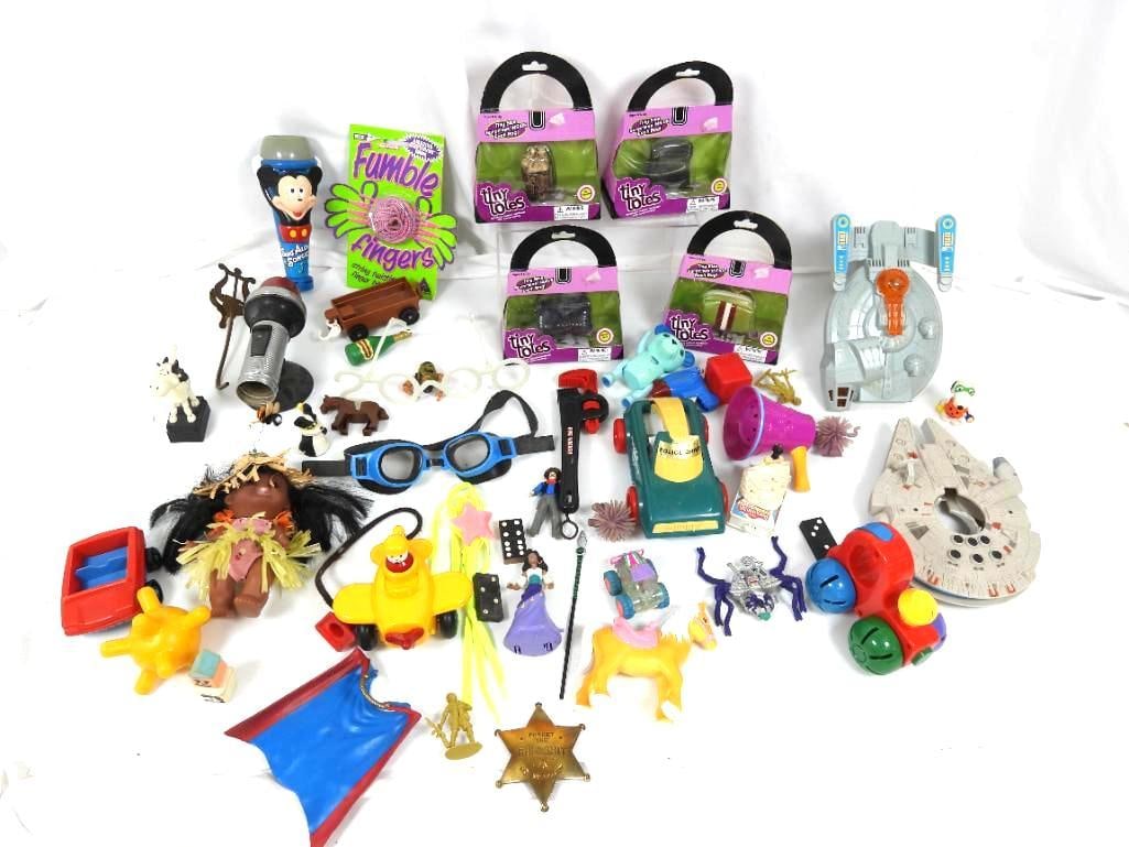 Vintage to new assorted lot of action figures , mini toys and more (1 of 6)