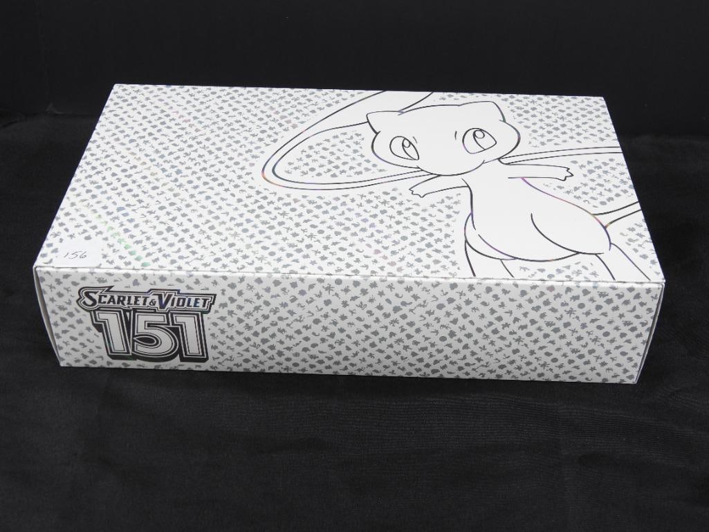 NEW Pokemon Scarlet & Violet Boxed Set: See photos for details of what's inside