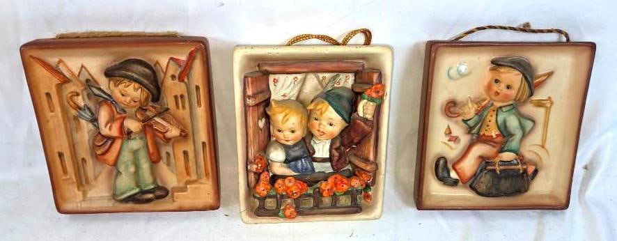 LOT OF 3 VINTAGE HUMMEL WALL PLAQUE (1 of 6)