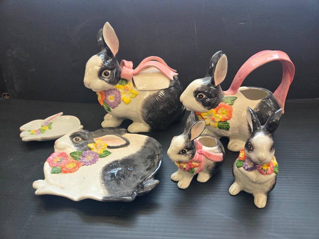 LOT OF 6 VINTAGE OMNIBUS CERAMIC RABBITS (1 of 1)