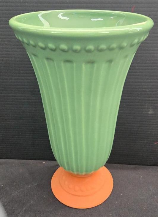 HAEGER CERAMIC VASE: Green vase has a glaze finish top half with a terracotta ceramic base approx. 11" tall