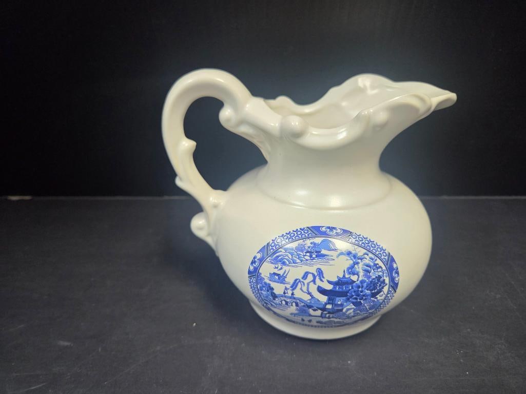 Blue Willow Pattern Luncheon Set, Large Grouping - 4