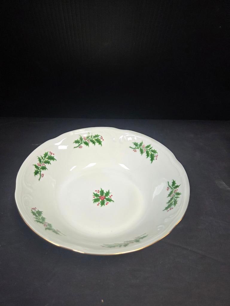 Christmas Holly Pattern Dinnerware and Decor, Large Multi-Maker Mixed Lot - 11