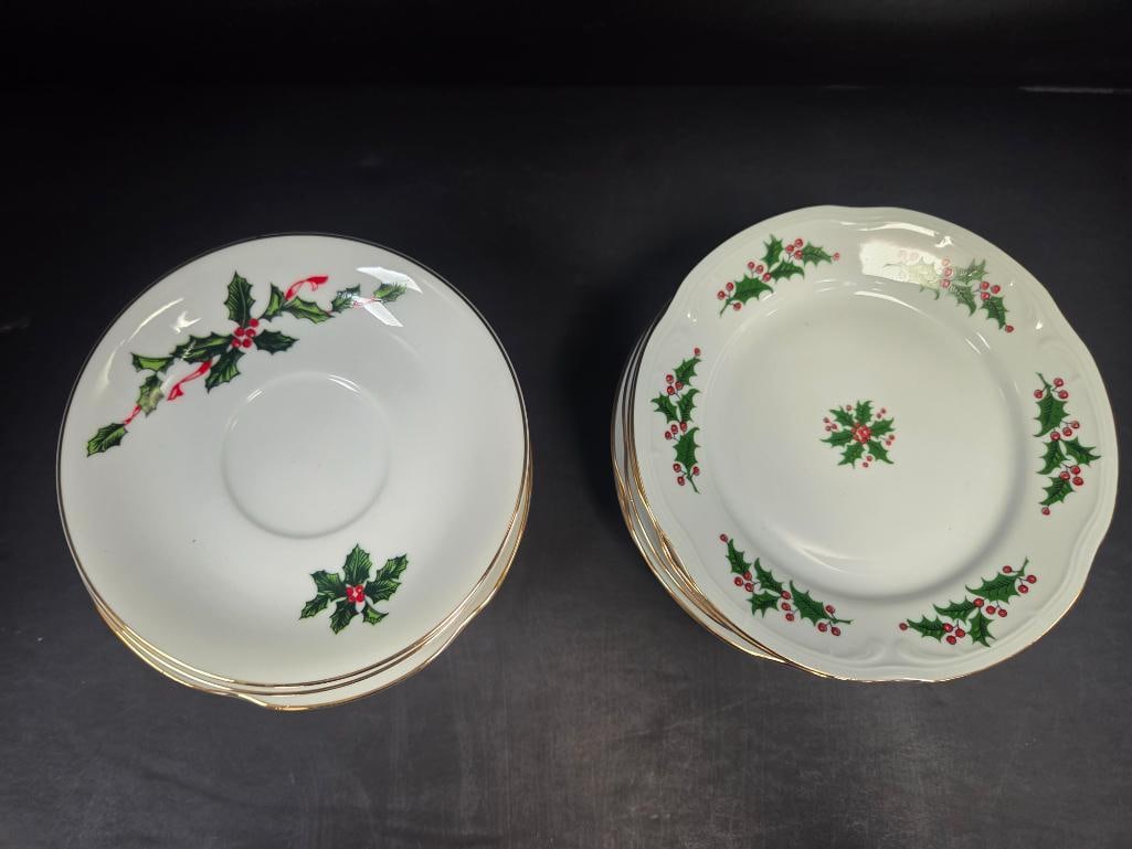 Christmas Holly Pattern Dinnerware and Decor, Large Multi-Maker Mixed Lot - 9