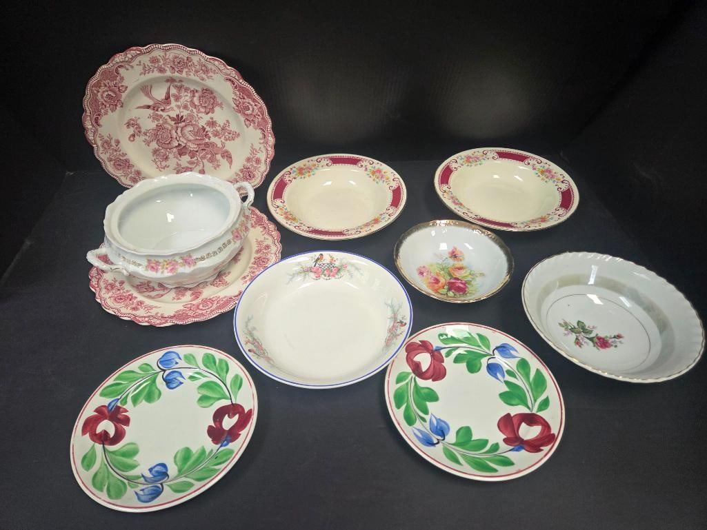 Pink Floral Transferware and Hand-Painted China, Large Mixed Lot: Large mixed lot of pink and white transferware and hand-painted china, including a pink transfer plate with bird and floral design, a covered tureen with matching underplate in a pink floral border