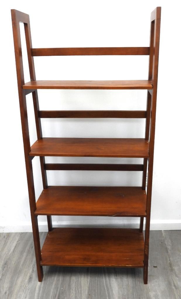 Wooden Four-Tier Leaning Ladder Shelf: Wooden four-shelf leaning ladder-style bookshelf/?tag?re in a cherry/mahogany finish, approx. 70" H x 30" W.