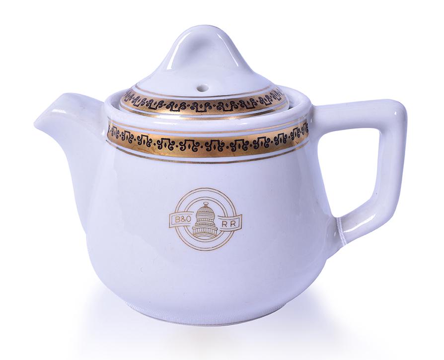 Baltimore & Ohio / Shenango B&O Railroad teapot: Baltimore & Ohio / Shenango B&O Railroad teapot Baltimore & Ohio / B&O Railroad teapot in the Capitol Dome pattern. Made by Shenango, marked with O-10. Strong gold, with just a touch of spotting on th