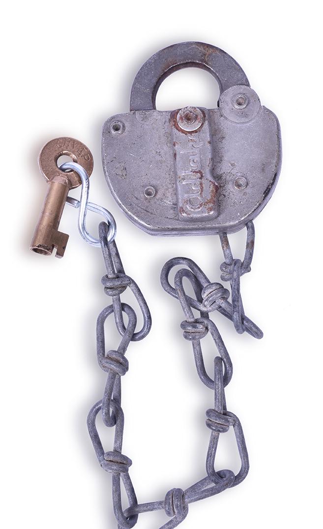 Chicago, Rock Island & Pacific Railroad Adlake Switch: Chicago, Rock Island & Pacific Railroad Adlake Switch Lock w/ Original Key Chicago, Rock Island & Pacific Railroad Adlake Switch Lock w/ Original Key. Lock body stamped with C R I & P PAT 20400482. Ri