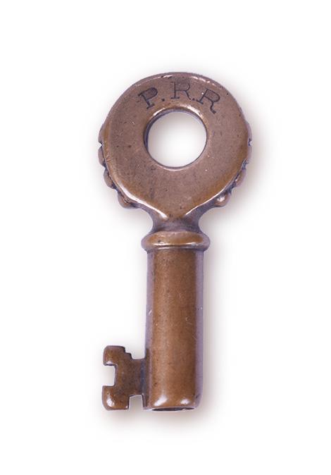 Pennsylvania Railroad Fraim Knobby Hilt Key w/ Serial: Pennsylvania Railroad Fraim Knobby Hilt Key w/ Serial Number and "H" stamping. Pennsylvania Railroad Fraim Knobby Hilt Key w/ Serial Number and "H" stamping. Stamped PRR on the front with Fraim makers
