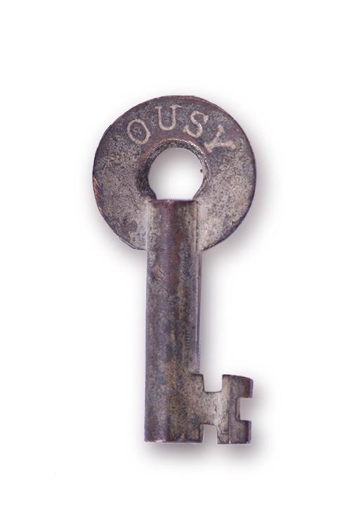 Omaha Union Stock Yard Slaymaker Key: Omaha Union Stock Yard Slaymaker Key Omaha Union Stock Yard Slaymaker Key. Stamped OUSY on the front with Slaymaker makers mark on the reverse. Key has a nice patina with light wear. Good stampings.